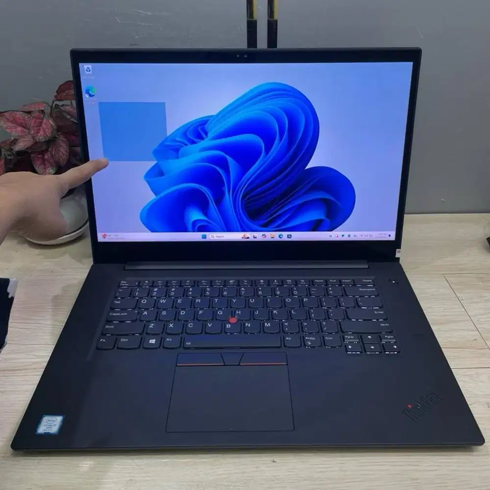 Laptop Lenovo Thinkpad X1 Extreme Core i7-8850H RAM DDR4 N-ETM