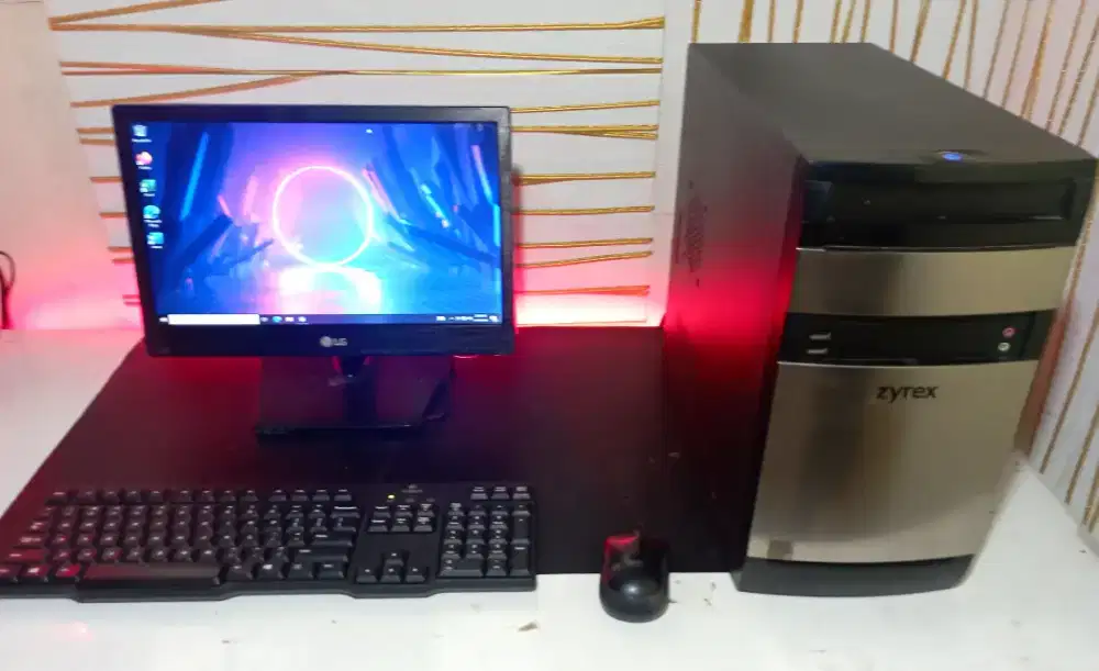 PC Komputer Fullset Core i7/ Ram 8Gb/ HDD 1Tb (1000Gb)/ Monitor