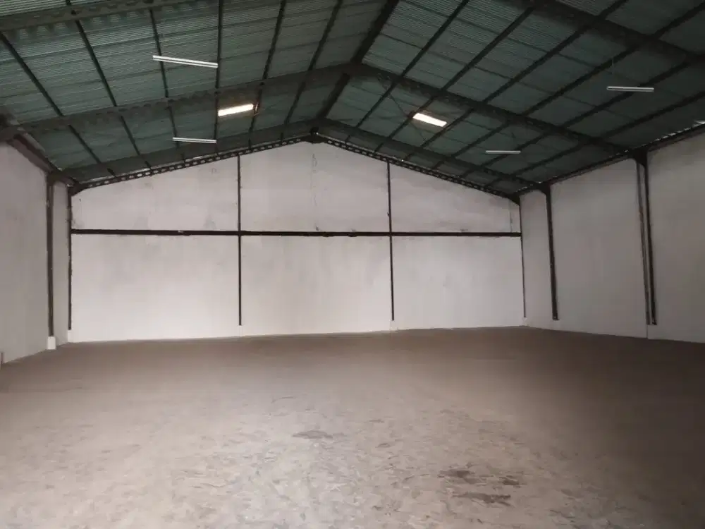 Di Sewa Gudang ( RENOVASI TOTAL)  MARGOMULYO PERMAI  SURABAYA BARAT