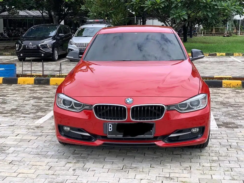 BMW 320i F30 2014