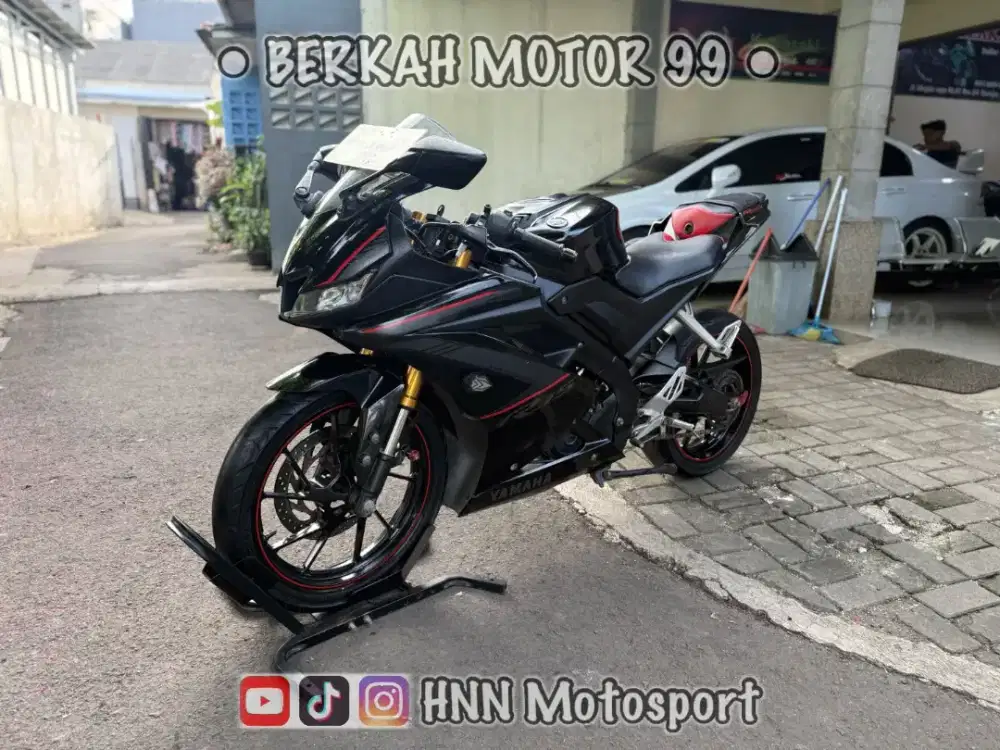 Yamaha R15 V3 Tahun 2019 Black