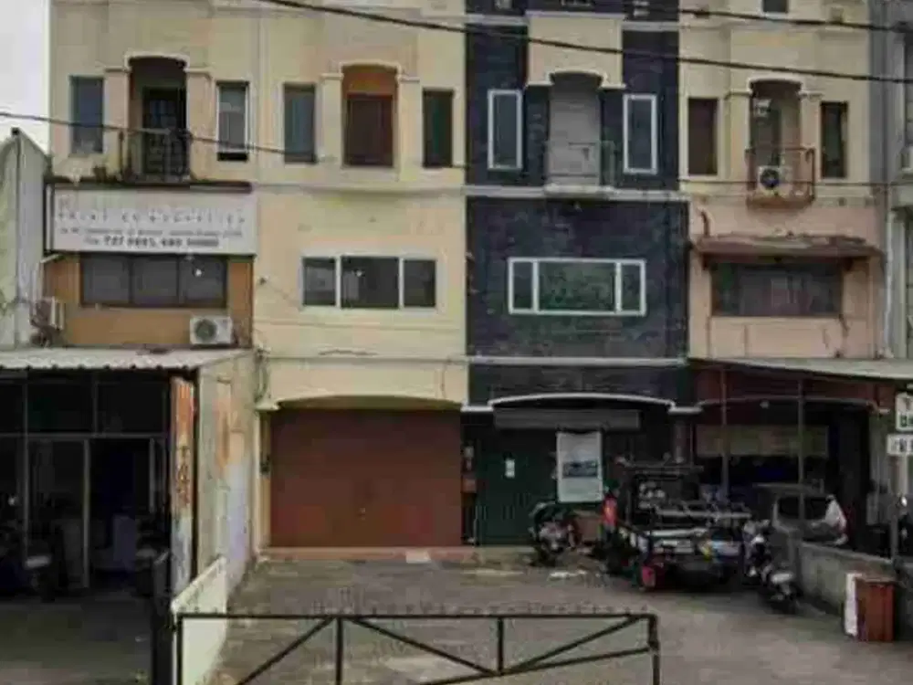 Sewa Ruko cocok kantor / usaha RC veteran raya dekat RSPPN Soedirman bintaro jaksel