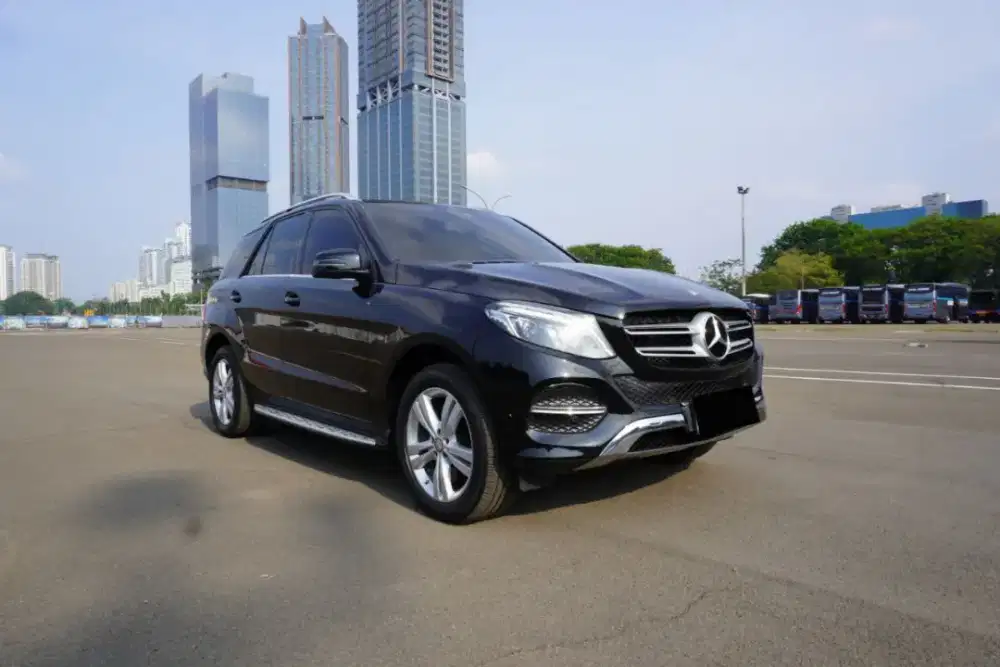 Mercedes Benz GLE400 AT 2016