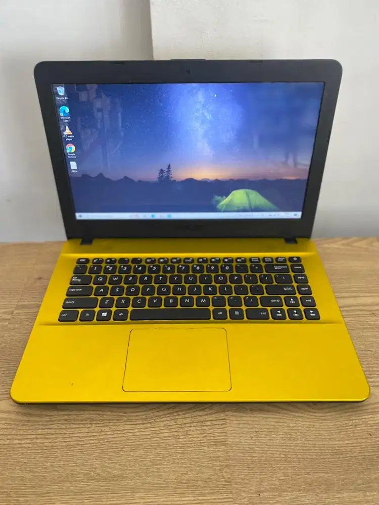 Laptop Asus X441N siap pakai bergaransi