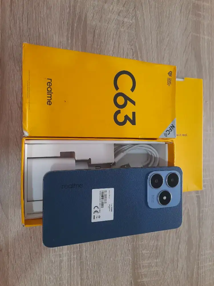 Realme C63-NFC.4G.Finger.ram 6GB/128GB.GOLDEN PONSEL