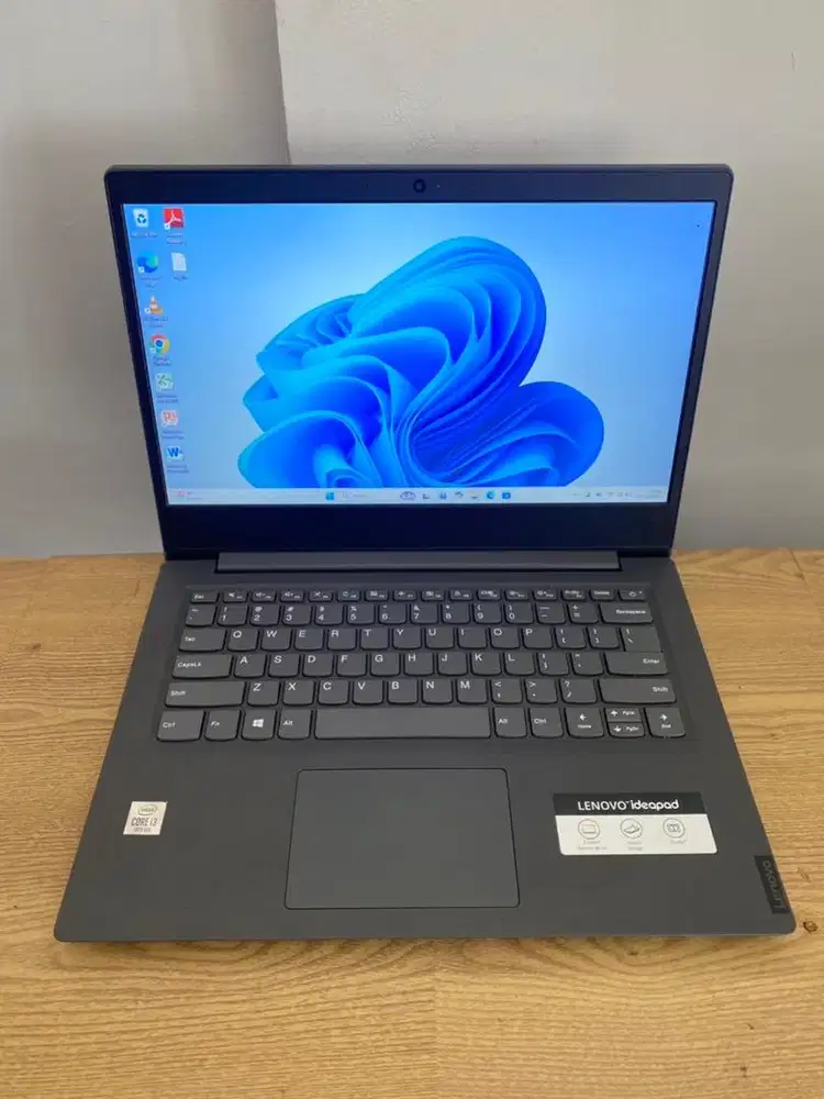 Laptop lenovo v14 Core i3 gen 10 siap pakai