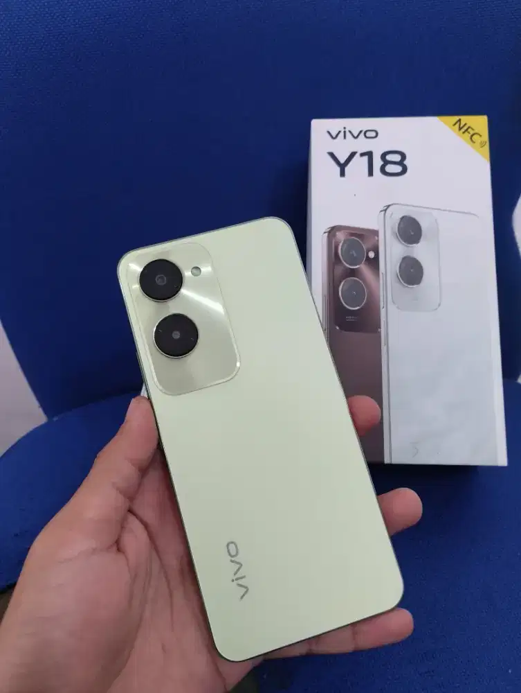 vivo Y18 6/128 like new