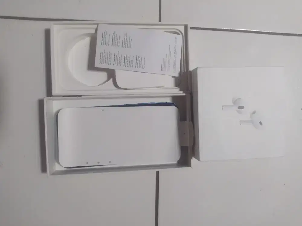 Jual iPhone 13 mulus terawat