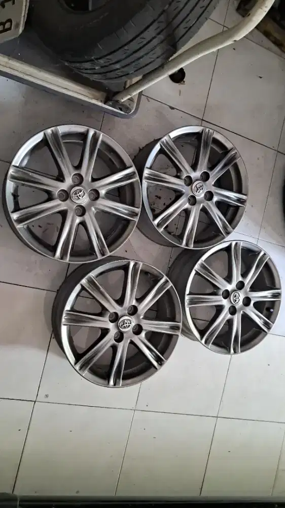 Velg OEM new Vios G 2015 Yaris R16 Bagus 99%