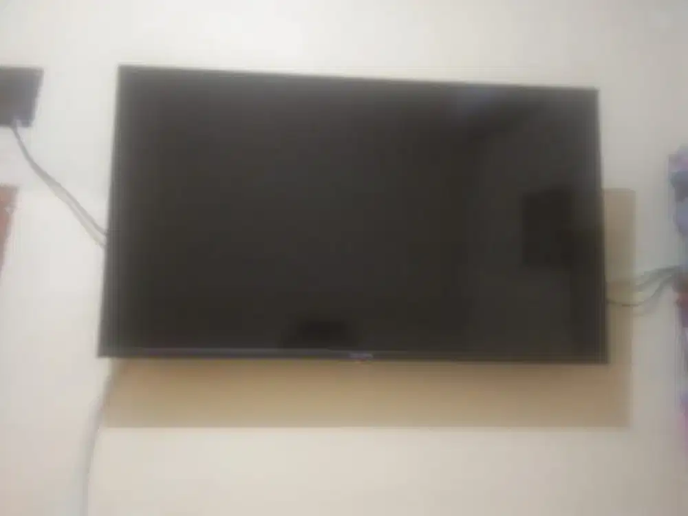 TV ANDROID MERK POLYTRON UKURAN 43INC BARU