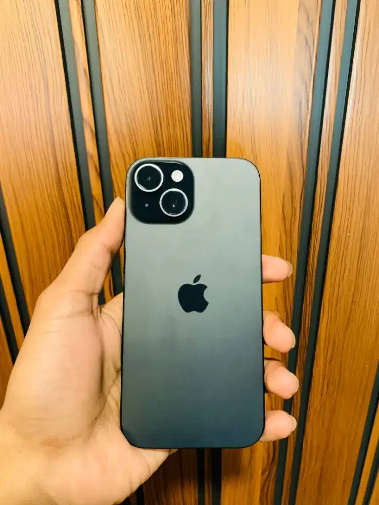 iPhone 15 basic black 128gb blibli