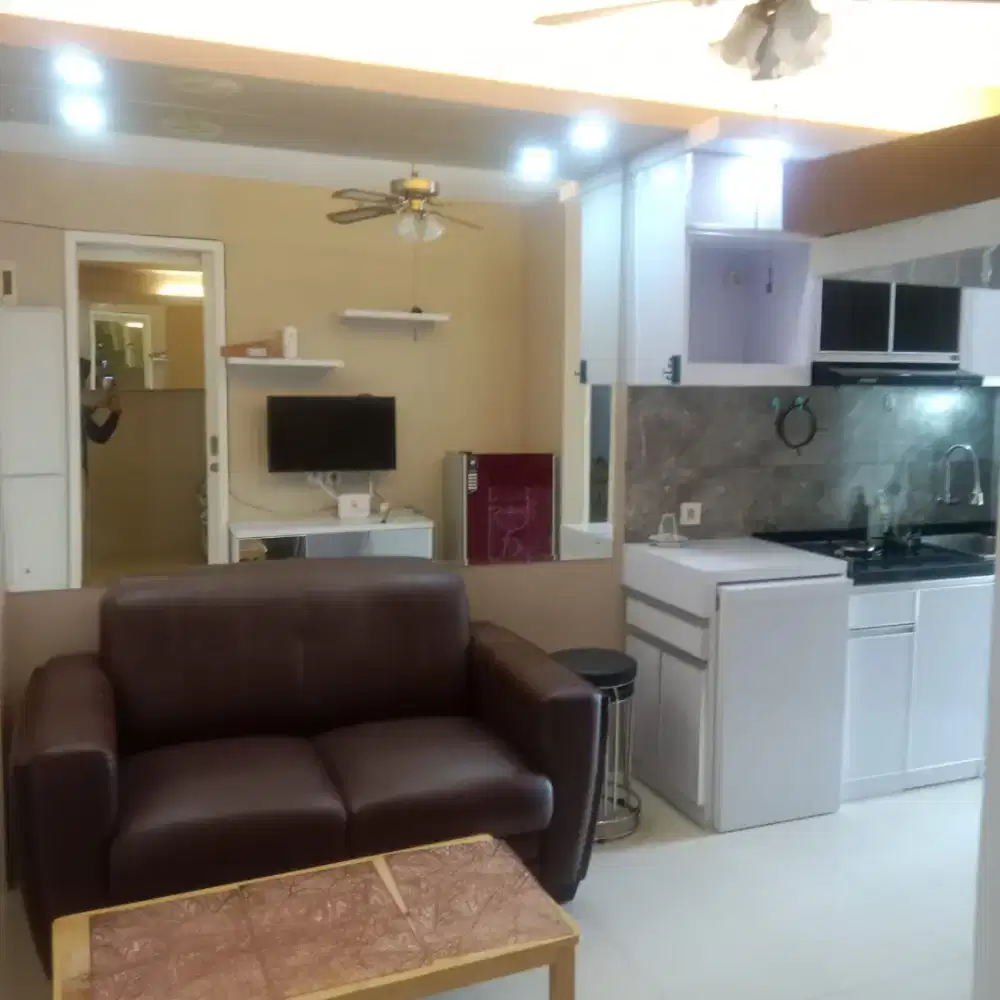 Disewakan 2 BR FF Siap Huni Apartemen Bassura City