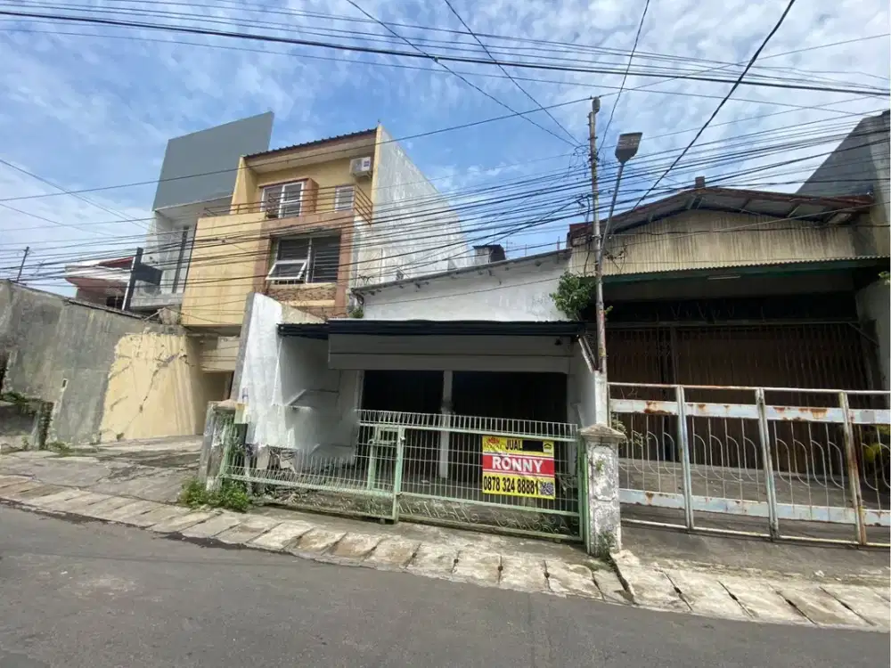 Dijual Rumah Lokasi Tengah Kota di Jl. Sidorejo Semarang