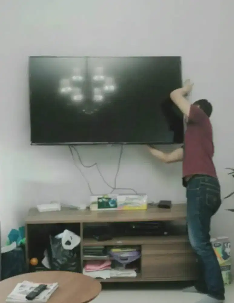 pemasangan & jual bracket utk gantungan tv led lcd di tembok kuat aman