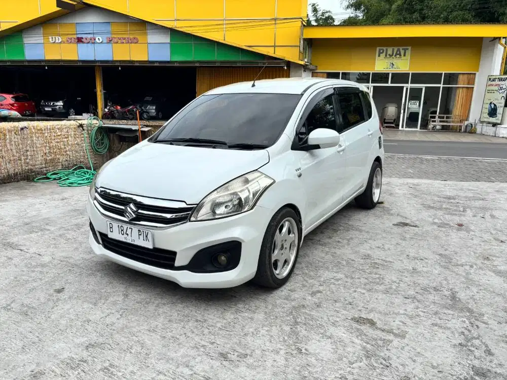 Suzuki Ertiga GL 1.2 plat B 2017 son mobil bekas sekoto kediri