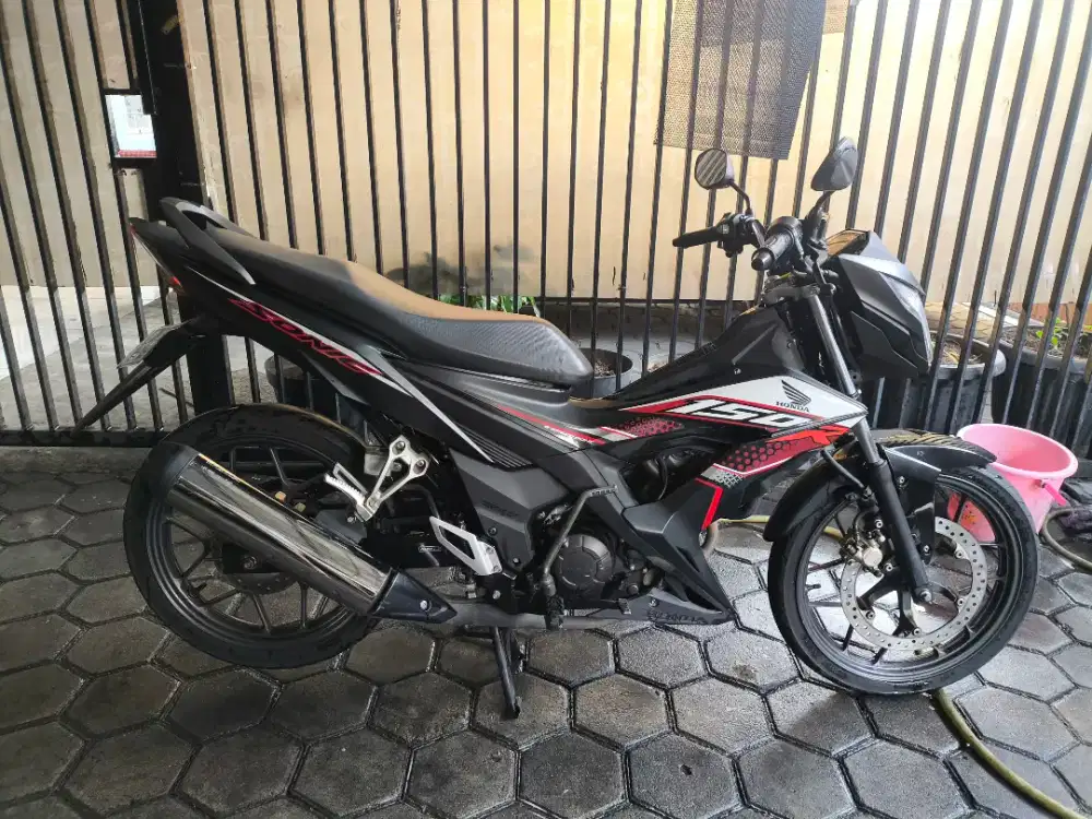 Honda Sonic 150R DD CW 2023 Mulus Lgkp bs Tt/bt