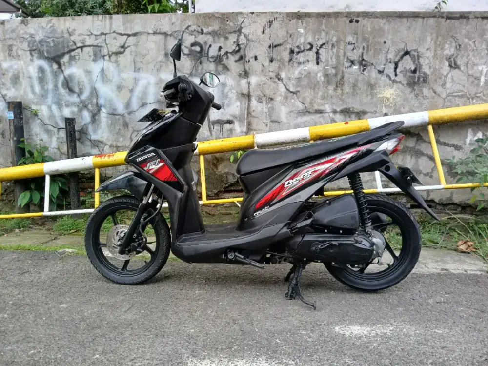 Honda beat FI tahun 2014 Kondisi Bagus