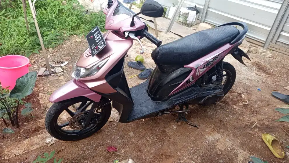 Honda beat Pink