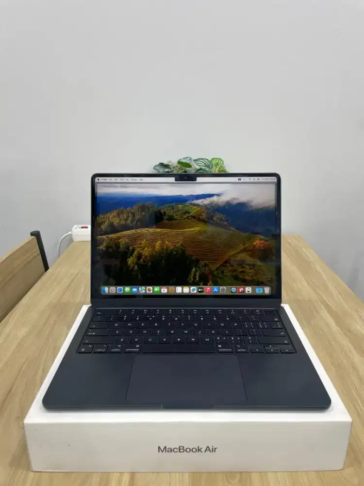 Macbook air M3 2024