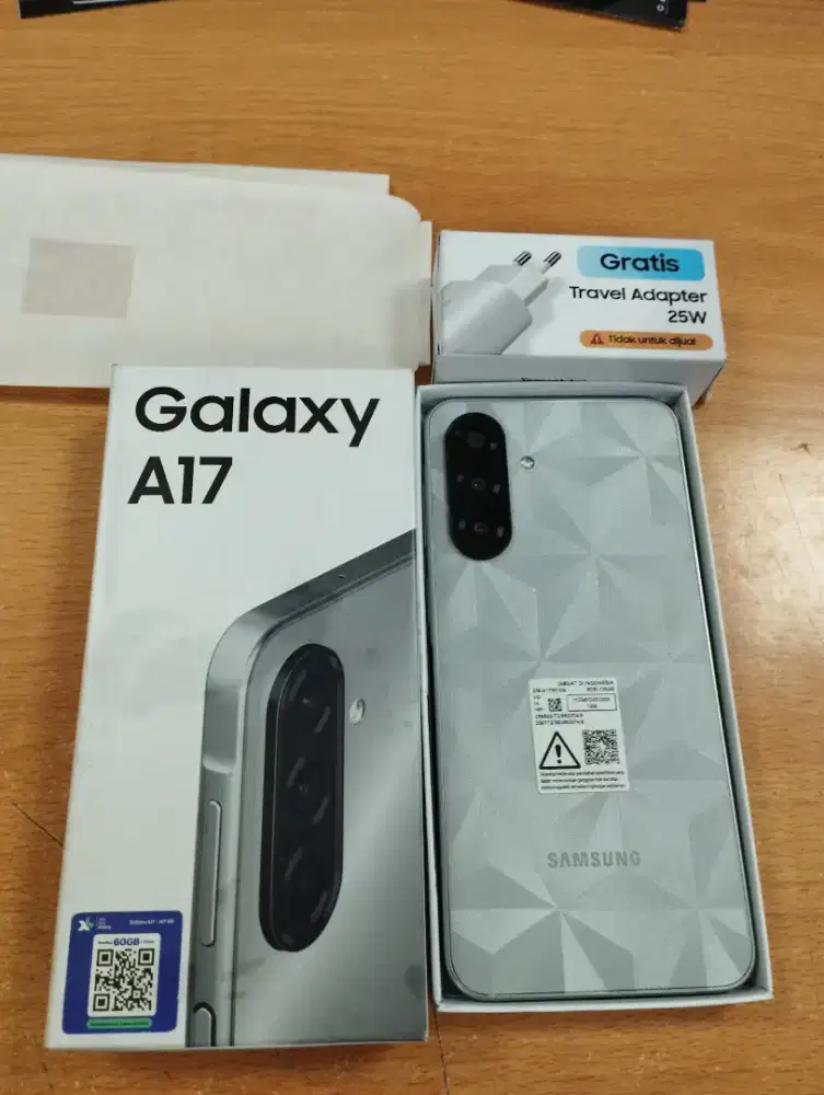 Samsung A17 4G ram 8/128 like new
