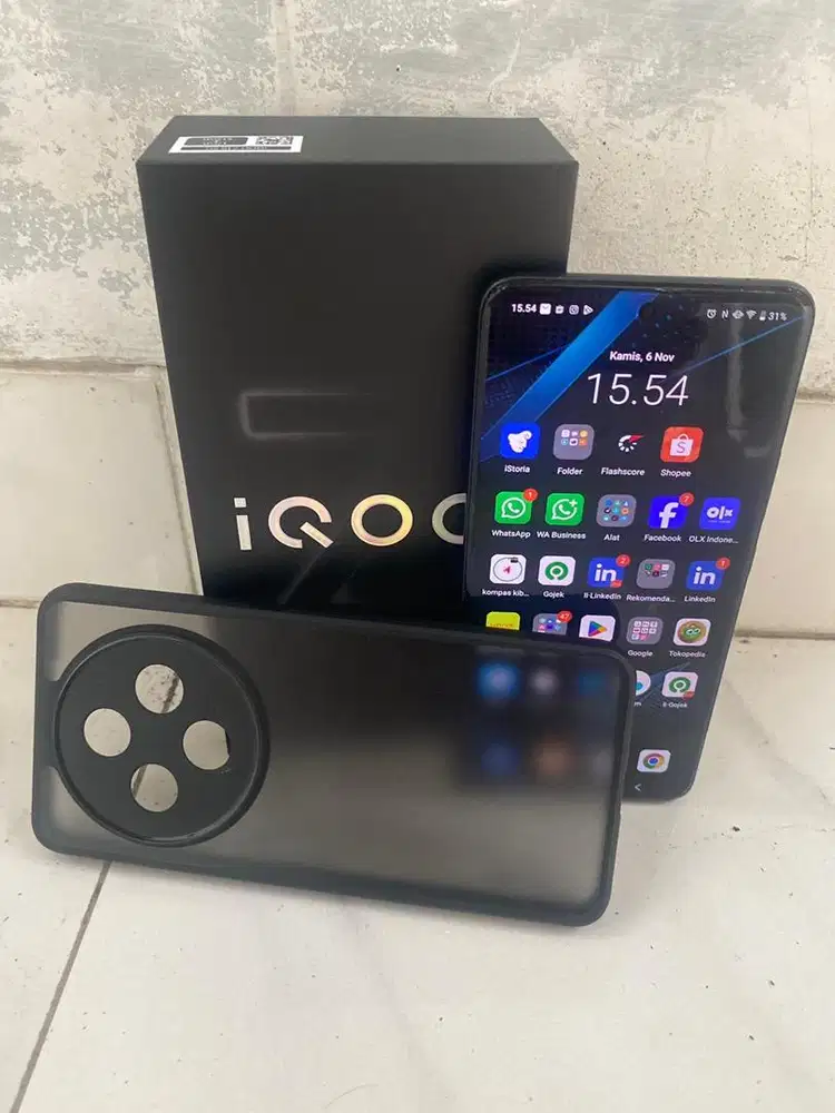 Iqoo Z10 12/512 GB Black Like New