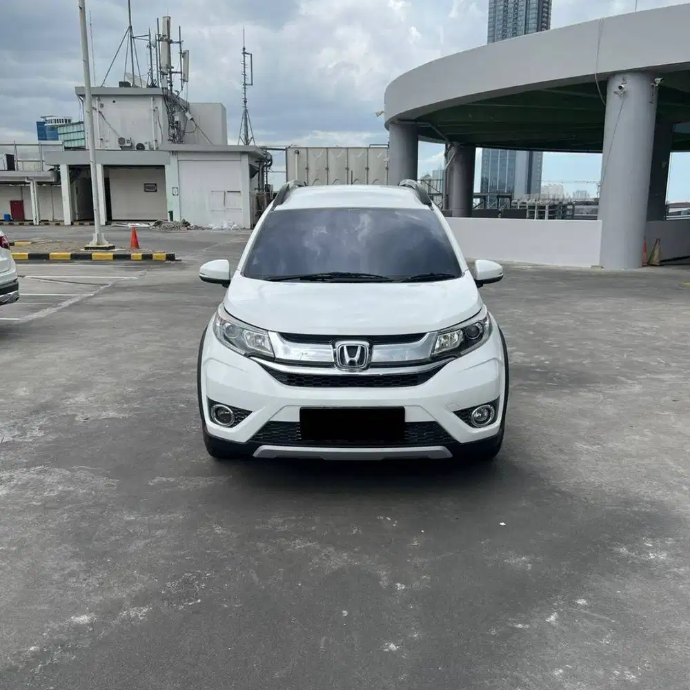 HONDA BR V E CVT 1.5 A/T 2017