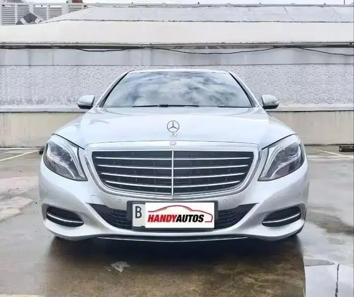 Mercedes Benz S400L Tahun 2014 Automatic Abu abu Metalik