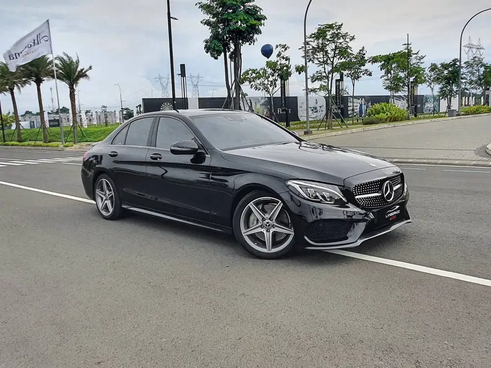 MERCEDES BENZ C300 AMG FULL SPEC 2018