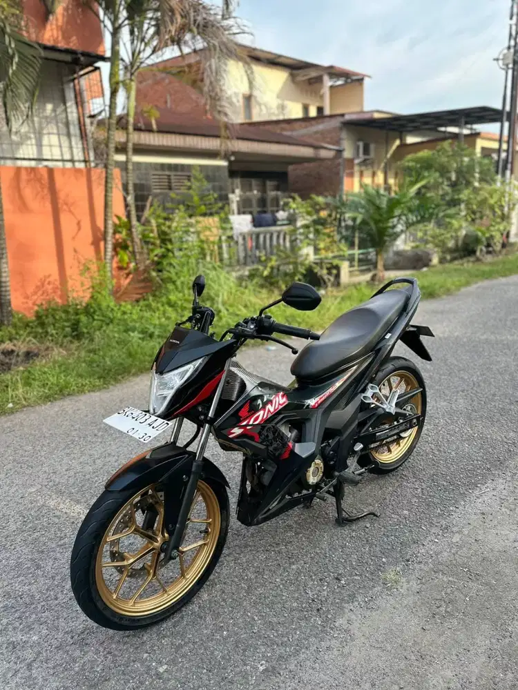Honda Sonic 150R Tahun 2020
