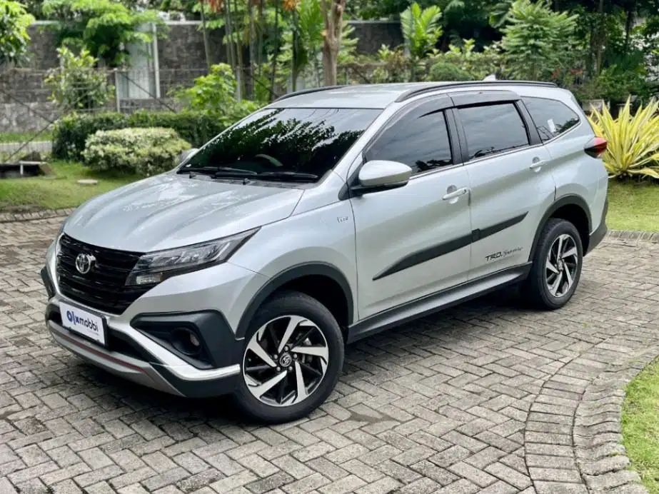 TOYOTA RUSH 1.5 TRD SPORTIVO BENSIN MANUAL 2018