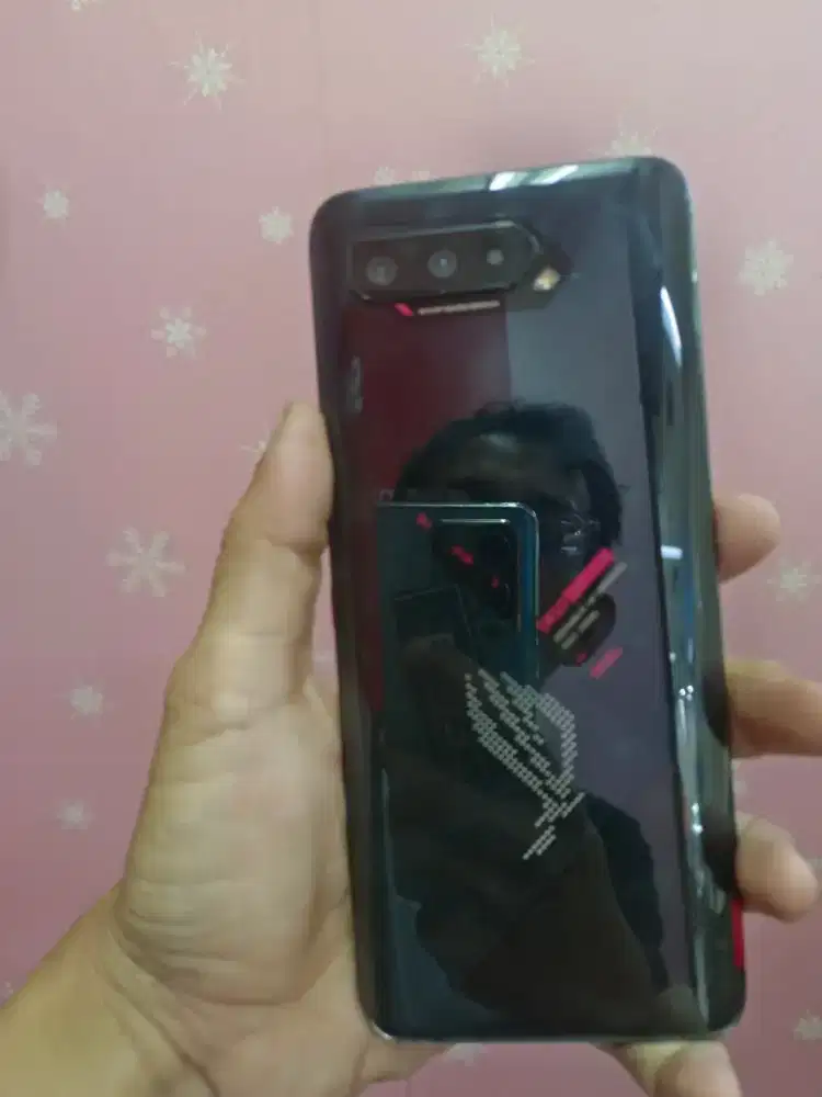 Asus ROG phone 5 ram 12/256 nfc