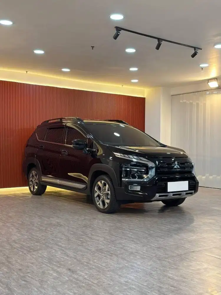 Mitsubishi Xpander Cross Premium 1.5 AT Tahun 2023