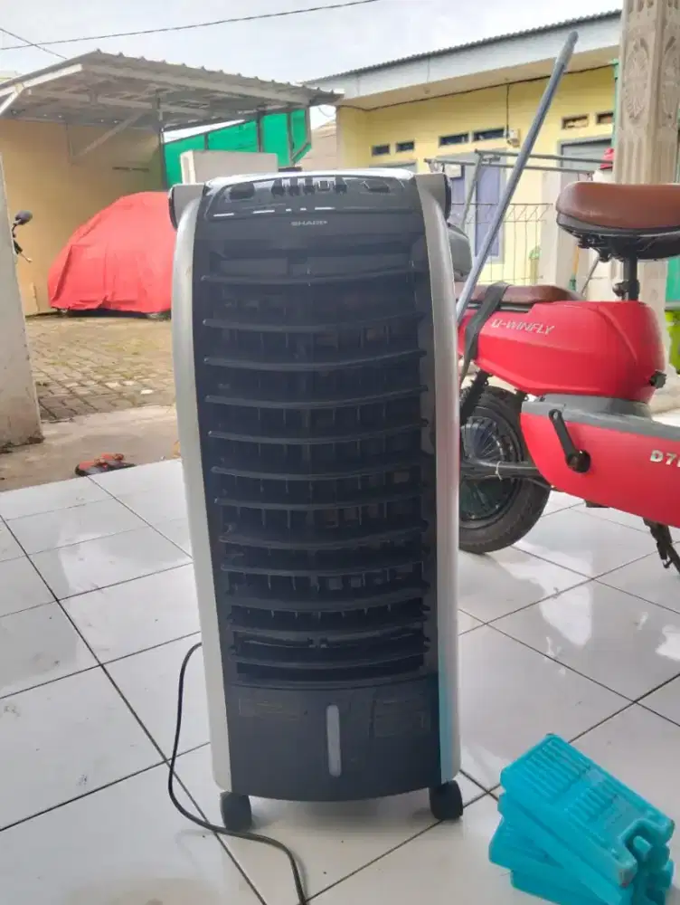 Sharp pendingin udara Air Cooler 6 L PJ-A26MY-B Serpong