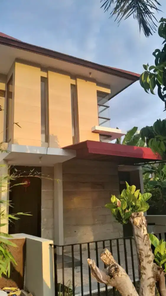 Disewakan Rumah Pantai Mentari