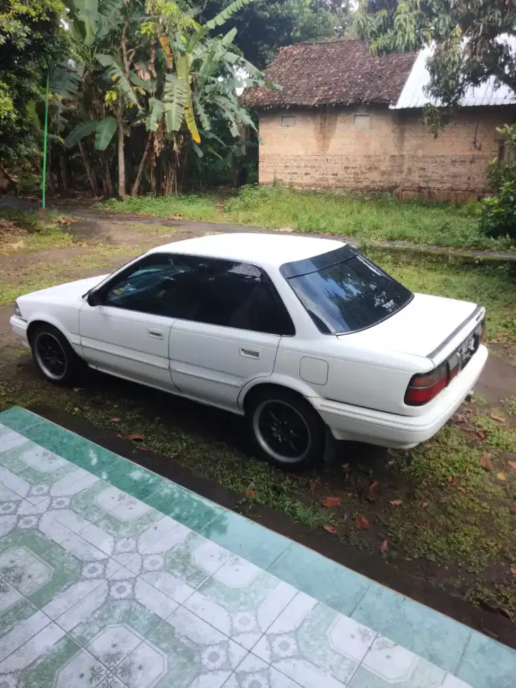 Corolla twincem 1, 6