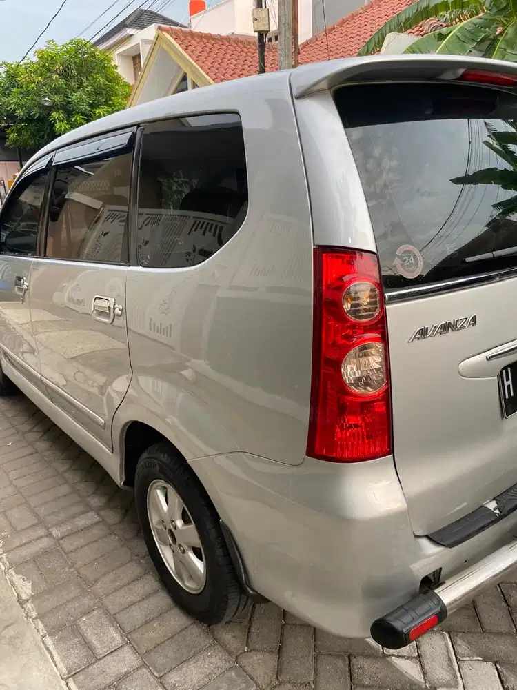 Toyota Avanza 2011 Bensin