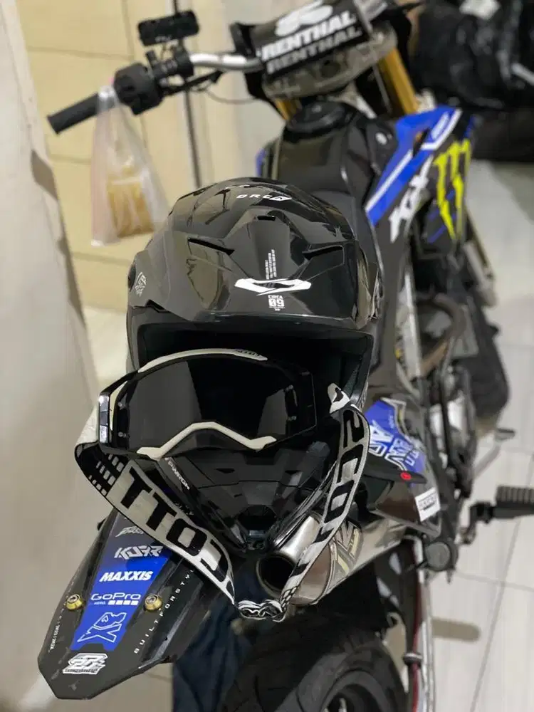 Helm orca power gear