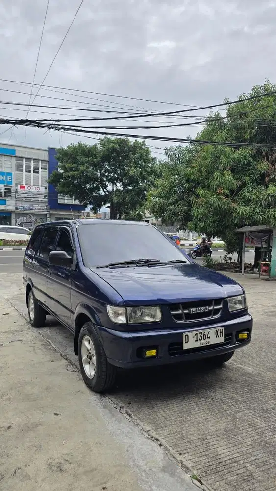 Isuzu Panther LV dIesel manual 2004