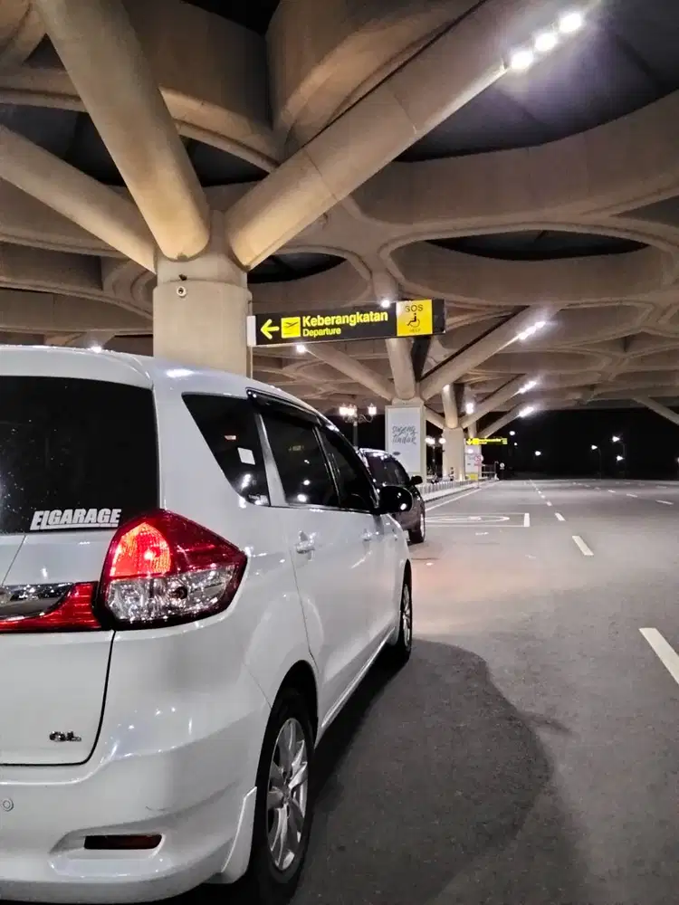 Driver freelance dan rental mobil