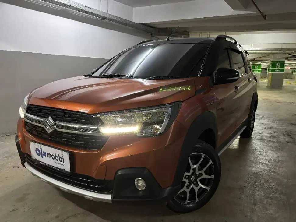 LOW DP Suzuki XL7 1.5 Alpha Bensin-AT 2022 WIH