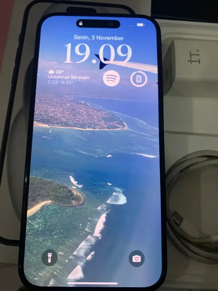 iPhone 15 Plus 128GB Hitam