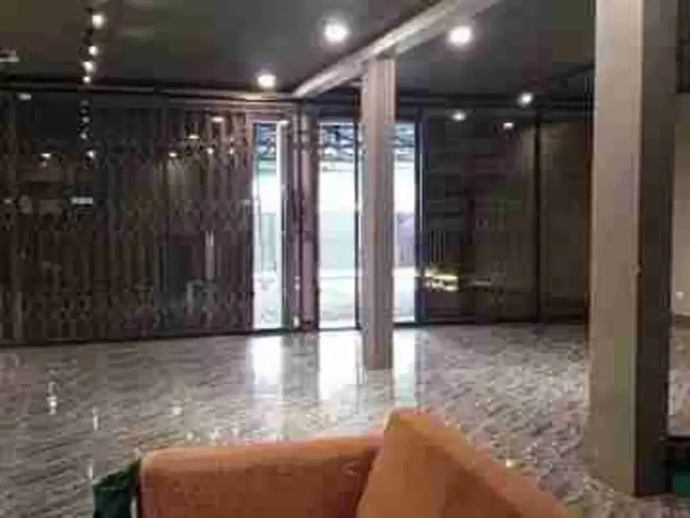 Ruang Usaha Lebar 12 Meter Raya Pasar Minggu