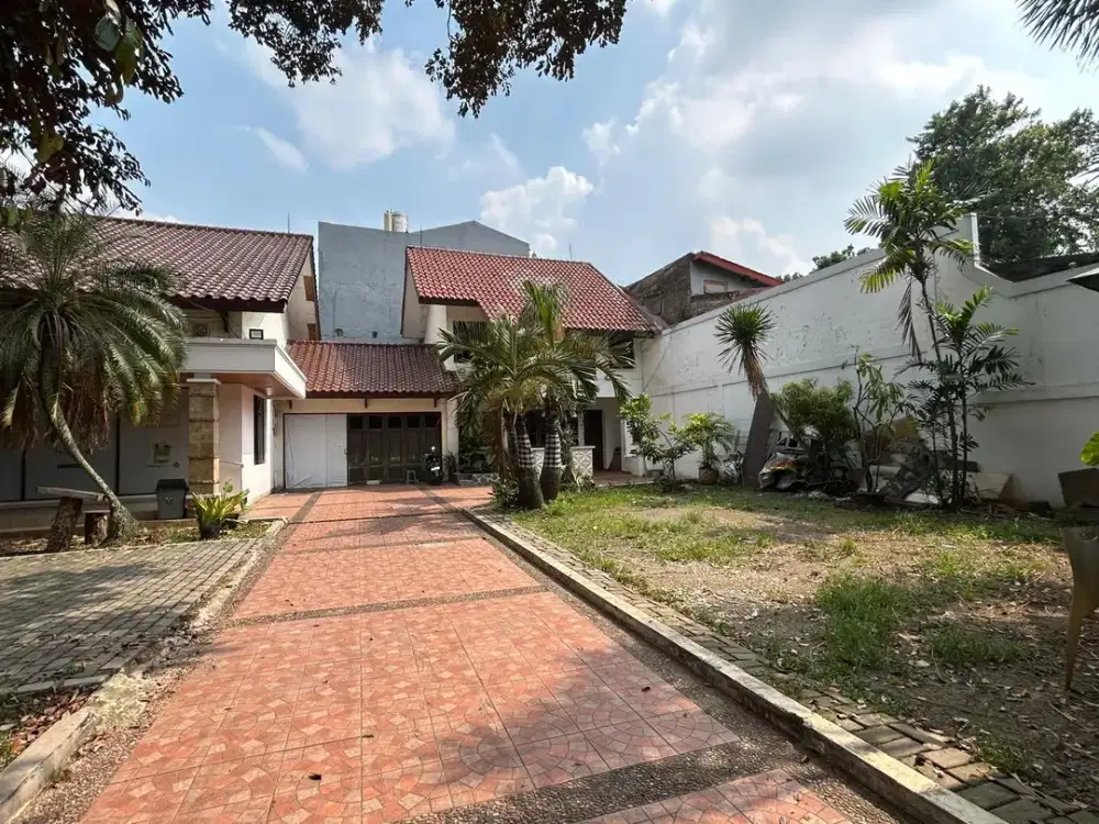 Di Jual Rumah Besar Jalan Pinang Raya, Jakarta Selatan