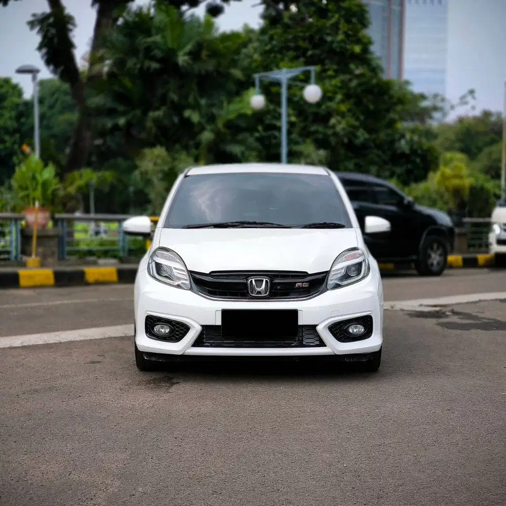 HONDA BRIO RS CVT 1.2 AT 2018 SIAP PAKAI DAN TERAWAT KM ASLI BERGARANS