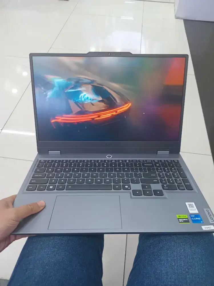 Kredit Laptop Lenovo LOQ Core i5 13450HX Ram 16 GB SSD 512 GB RTX3050