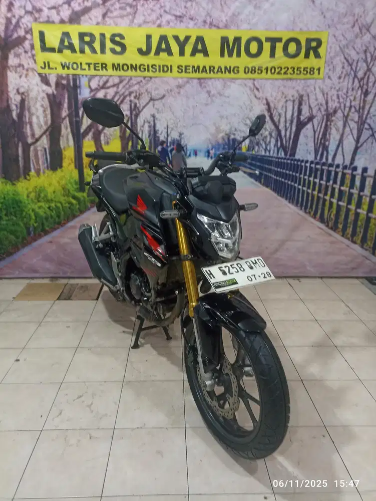 New CB-150R tangan pertama