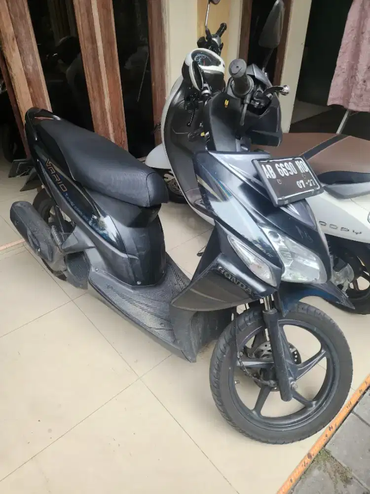 Vario 110 hitam 2012 gbm