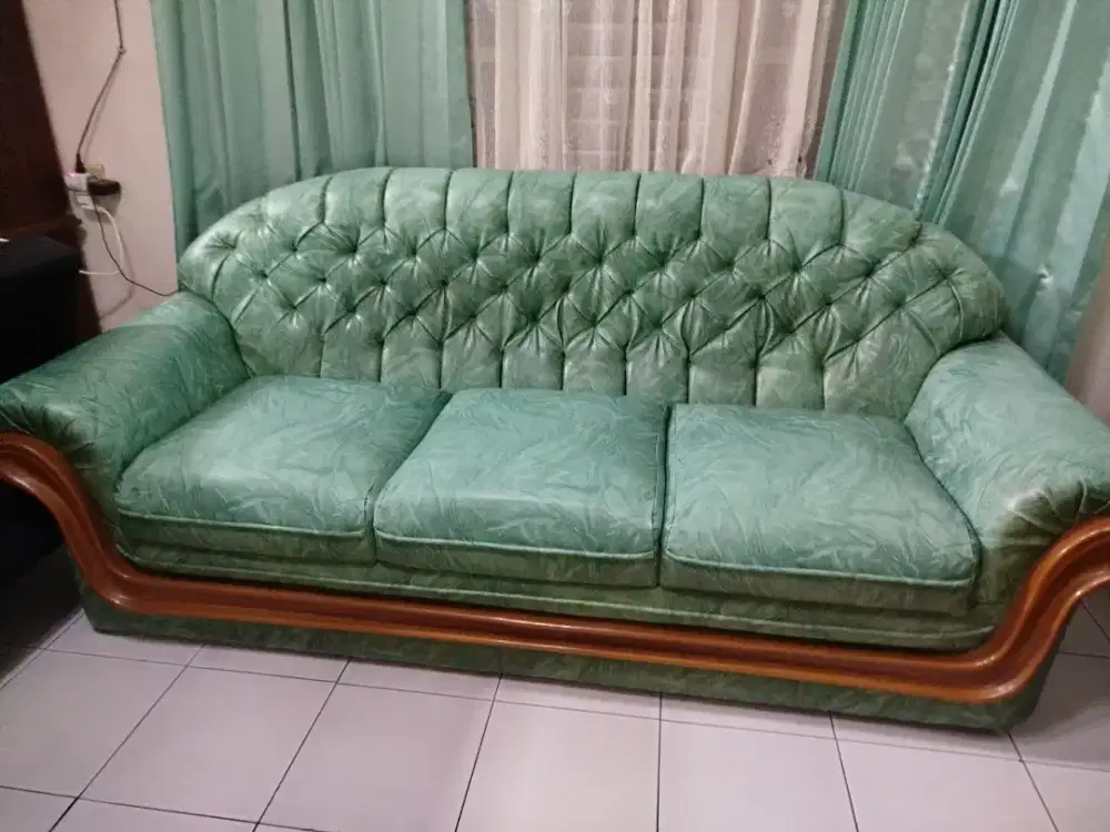 Sofa set 3.2.1 kulit bekas