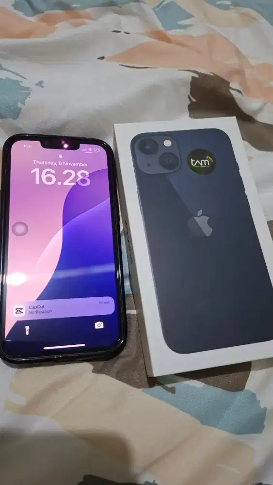 Iphone 13 midnight black 128Gb