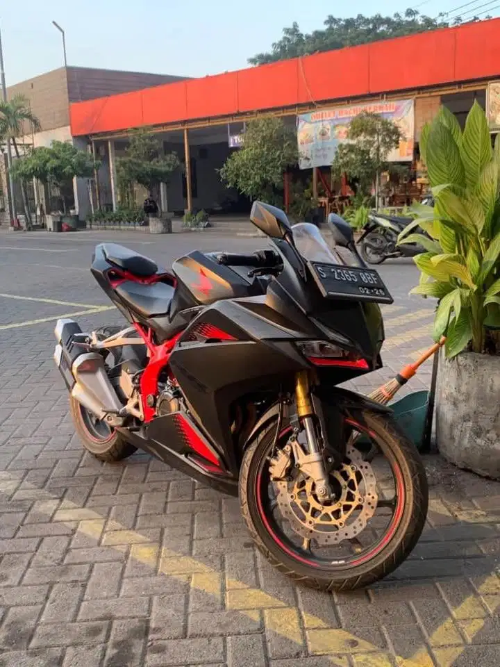 HONDA CBR 250 2021 tangan pertama
